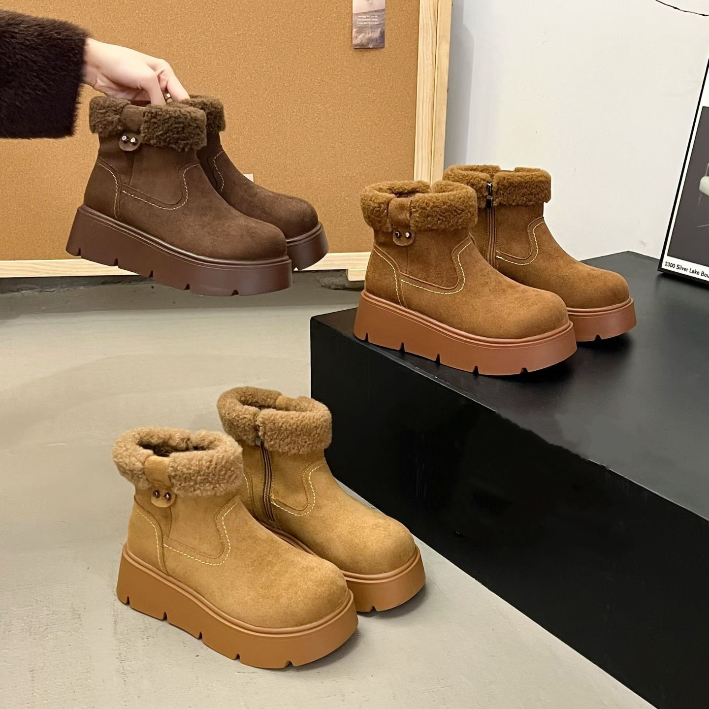 冬季加绒加厚短筒保暖雪地靴女2025新款时尚爆款百搭厚底增高短靴