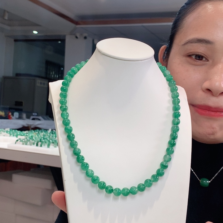 石英质玉未镶嵌手链卡8.5