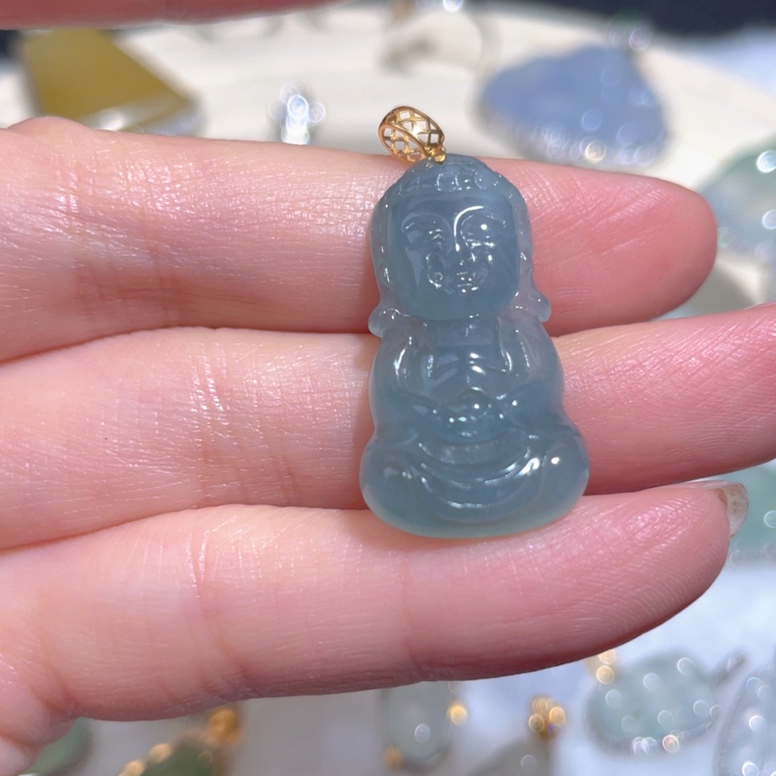 翡翠颈饰18K金镶嵌翡翠