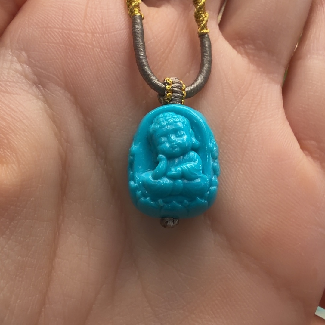 绿松石未镶嵌颈饰