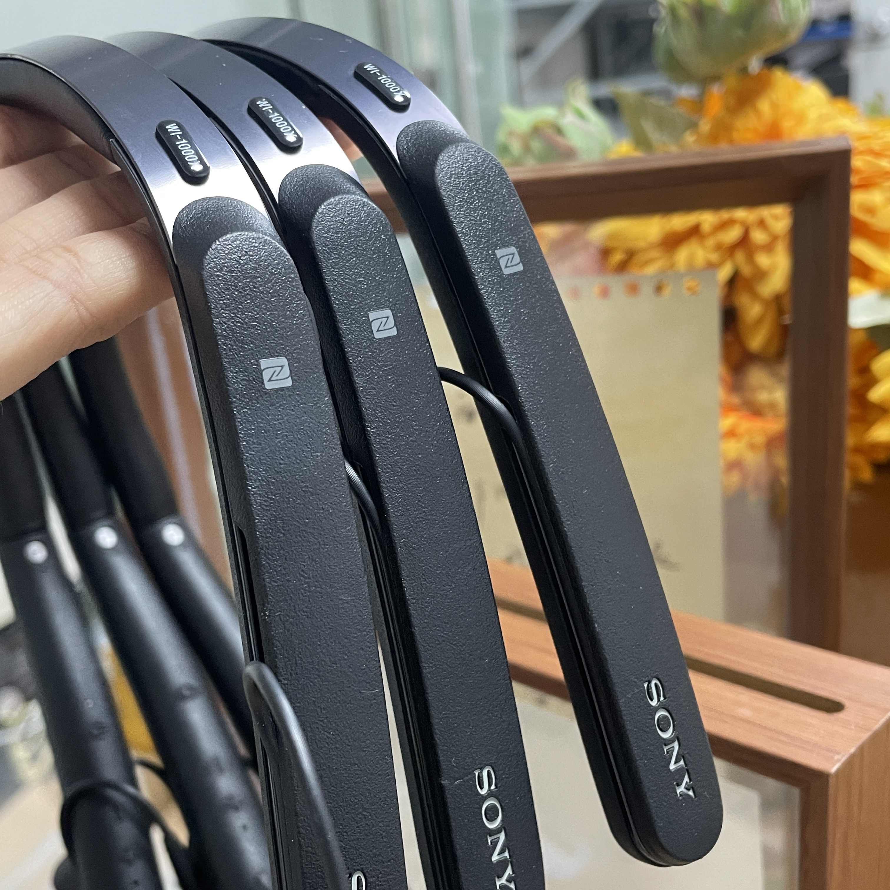 95新 Sony/索尼 WI-1000X无线蓝牙降噪挂脖耳机主动降噪