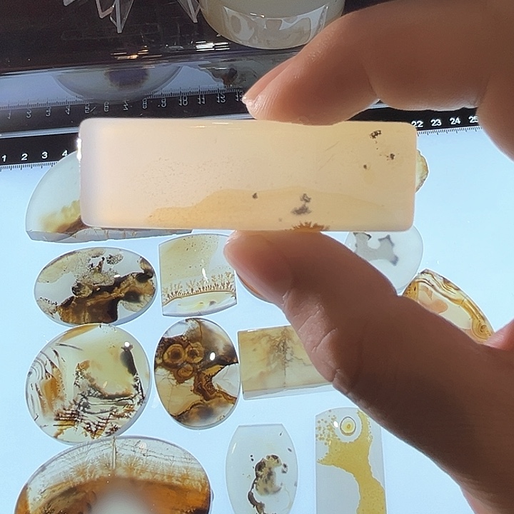 玛瑙/玉髓未镶嵌吊坠(不含链)