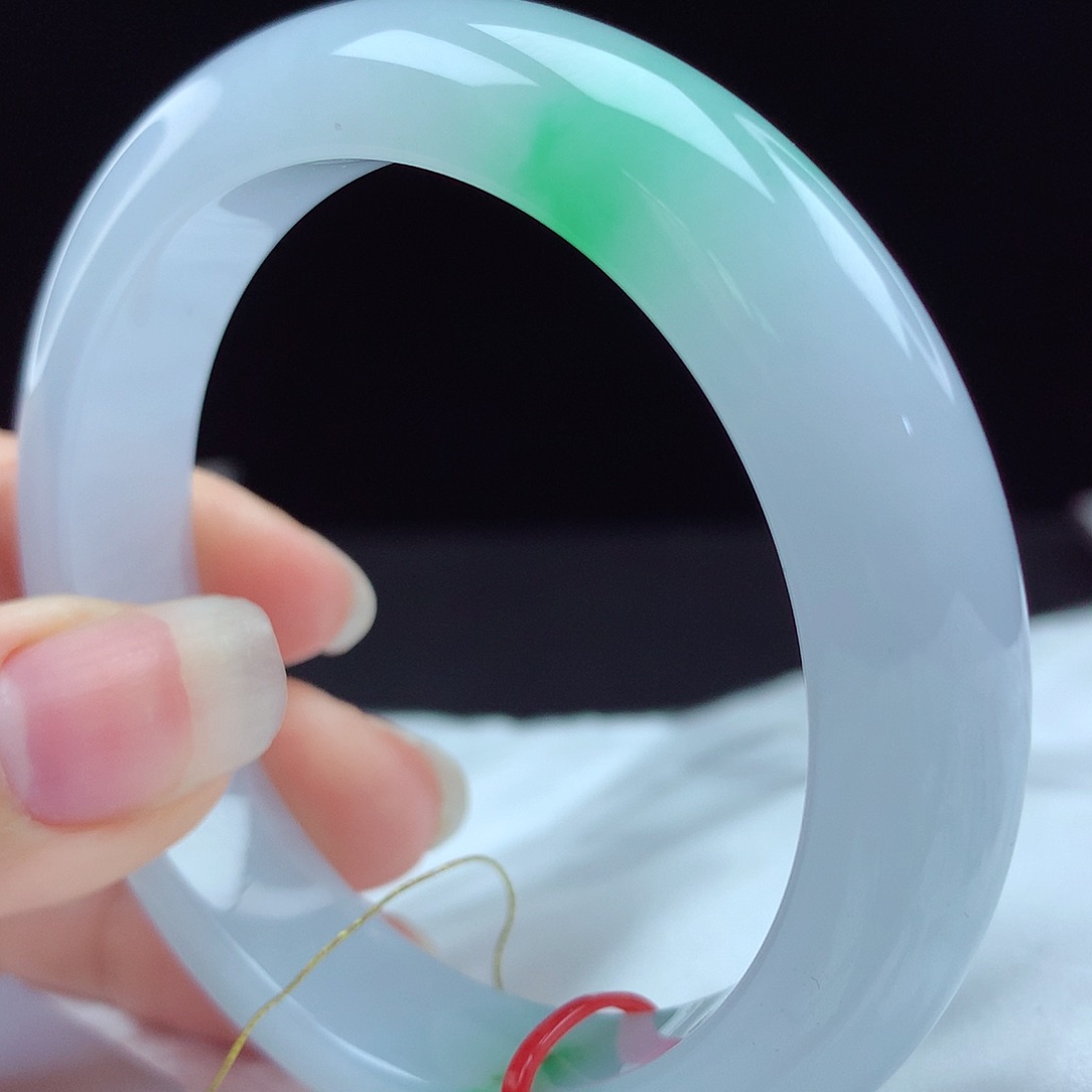 未镶嵌手镯翡翠114865，