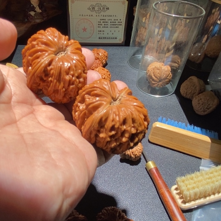 文玩核桃吊坠四座楼