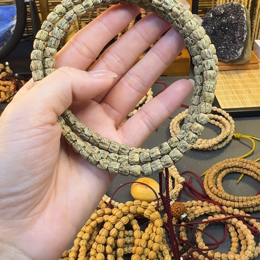 柏香籽/百香籽把件巴****