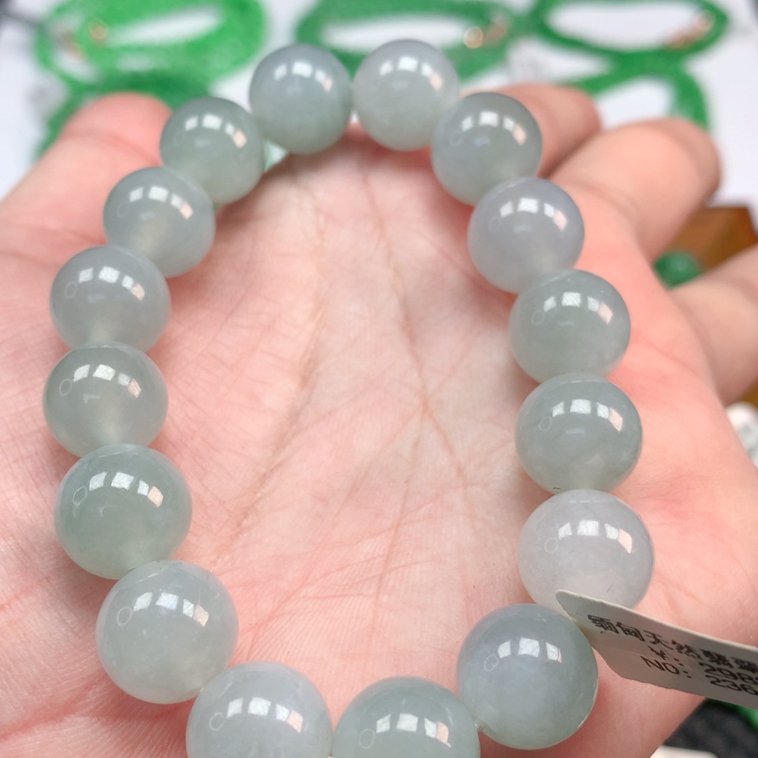 翡翠手链未镶嵌翡翠