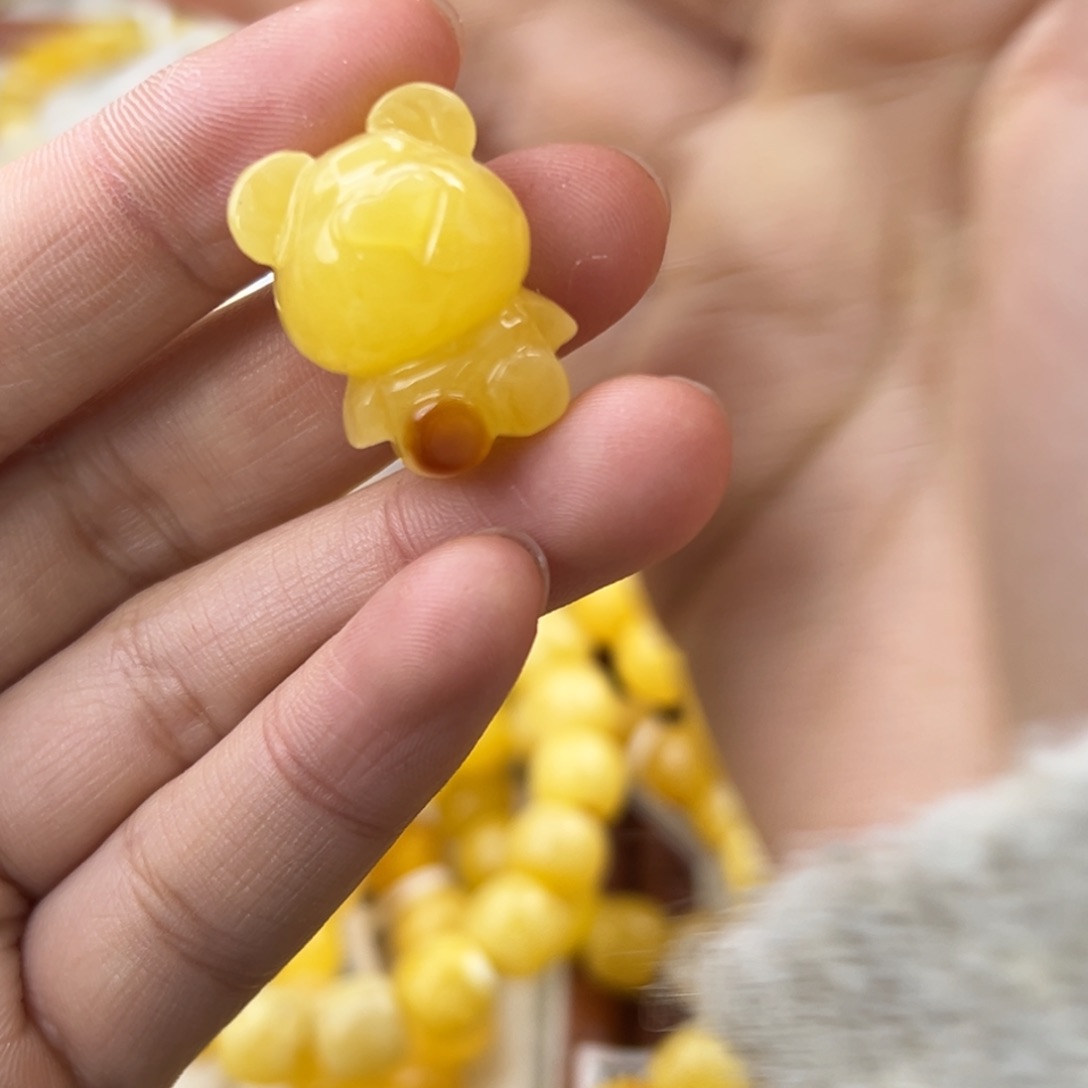 琥珀珠宝奇石未镶嵌