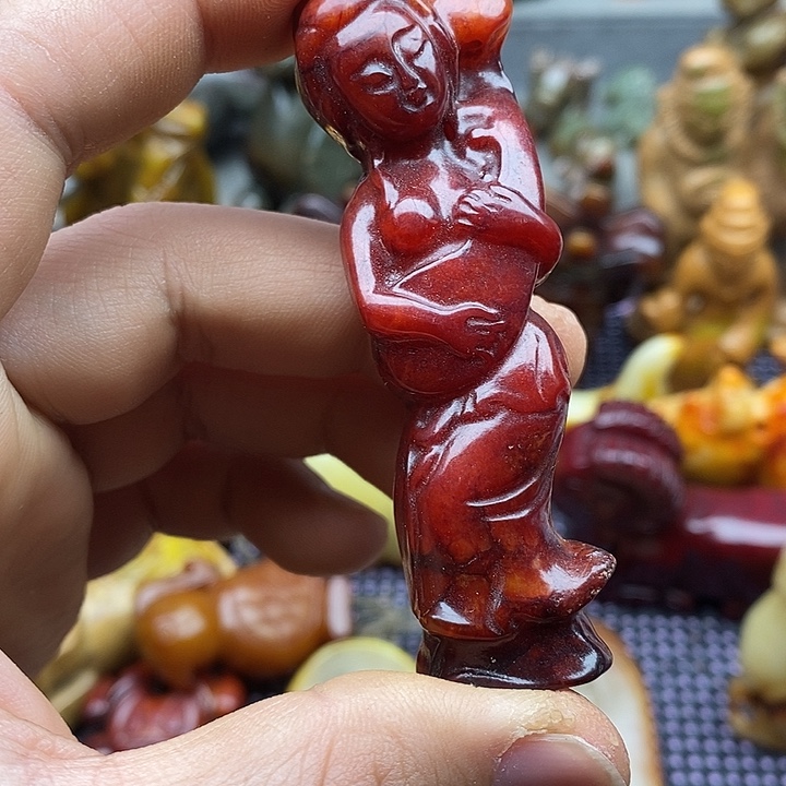 未镶嵌蛇纹石玉颈饰