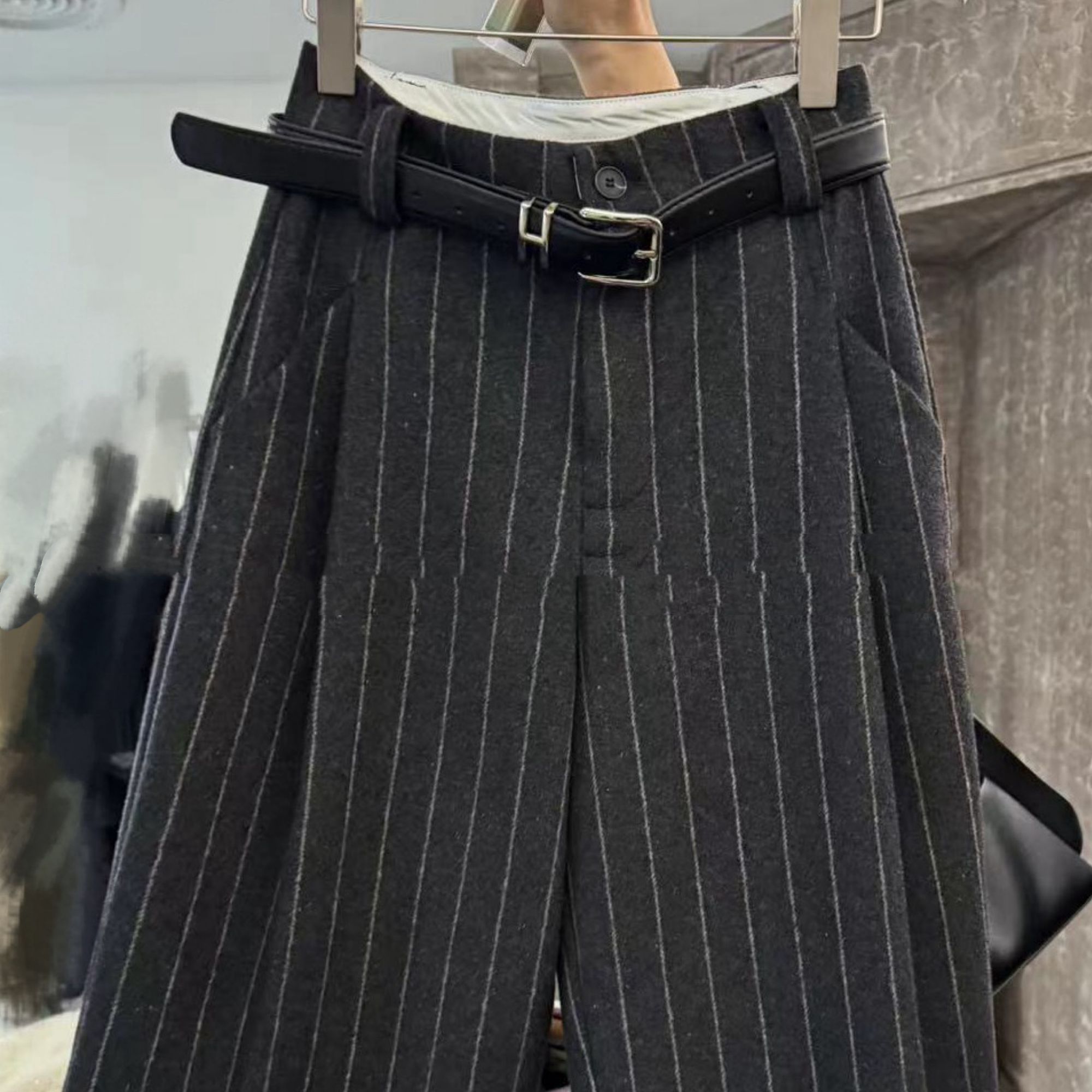 b55 灰色休闲短裤 女