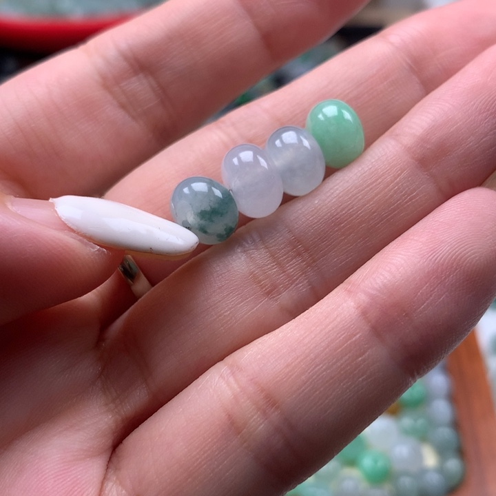 翡翠散珠热*大鼓珠4个