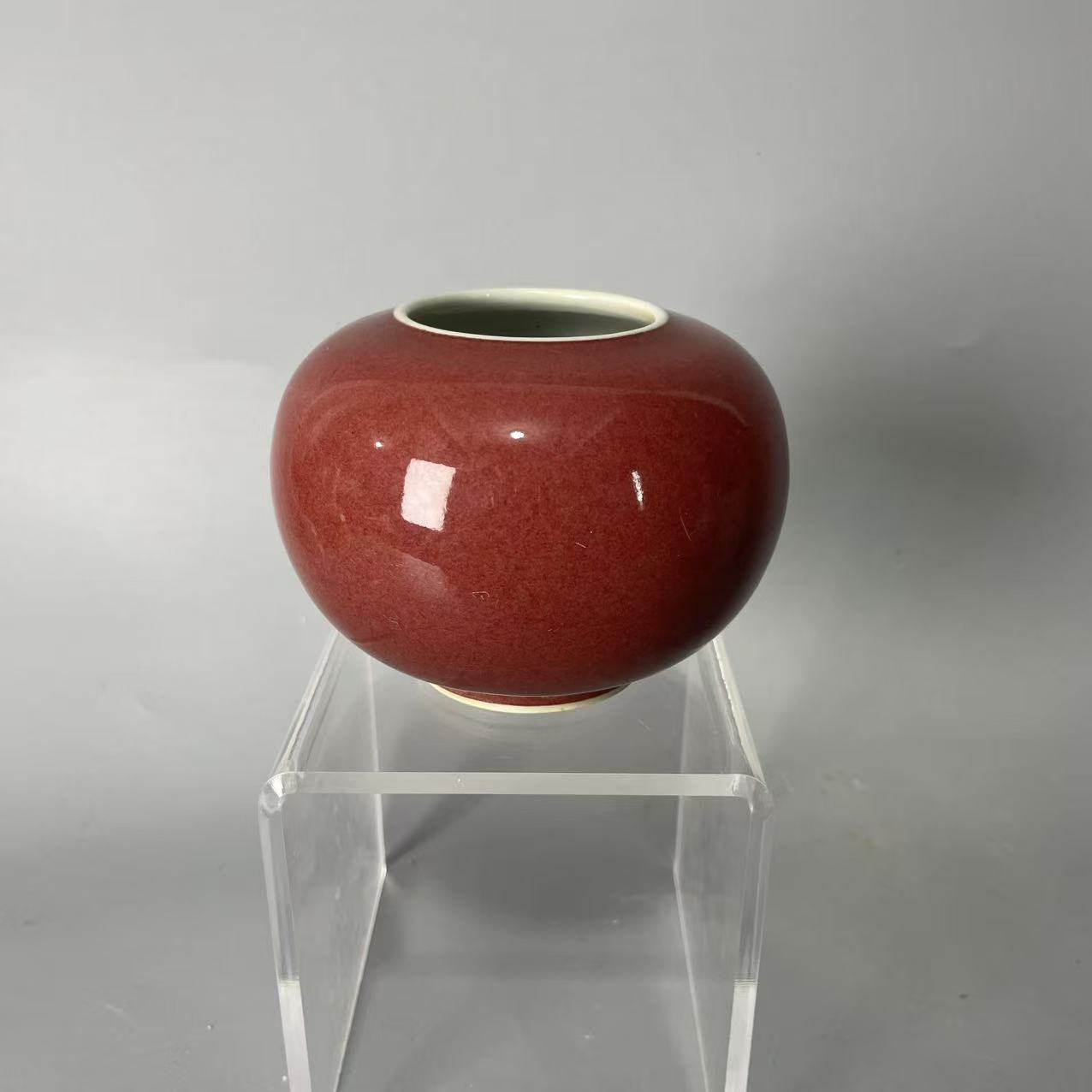 豇豆红单色釉水盂