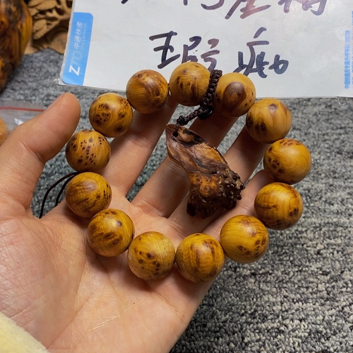 柏木（崖柏）瑕疵237