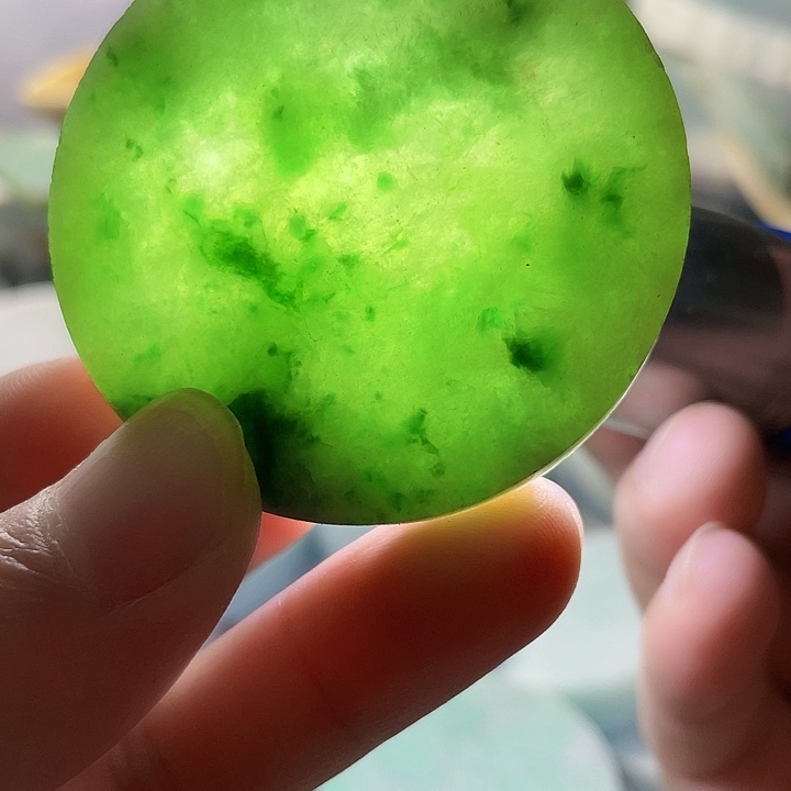 翡翠挂件未镶嵌毛料99