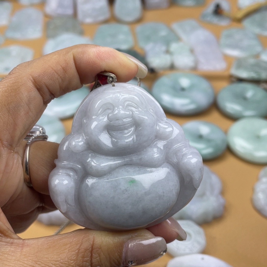 翡翠未镶嵌颈饰佛公