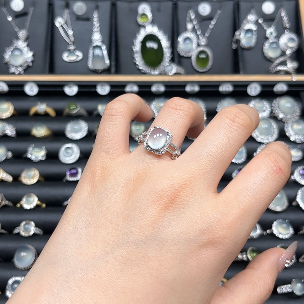 【闪购商品】岫玉颈饰银S925镶嵌姗**至