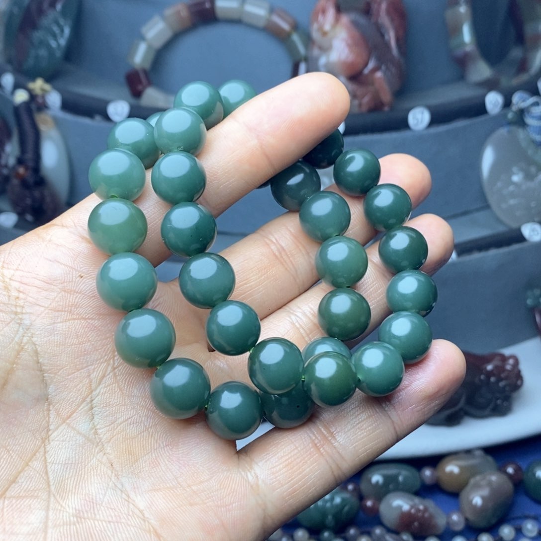 玛瑙/玉髓颈饰未镶嵌十**月