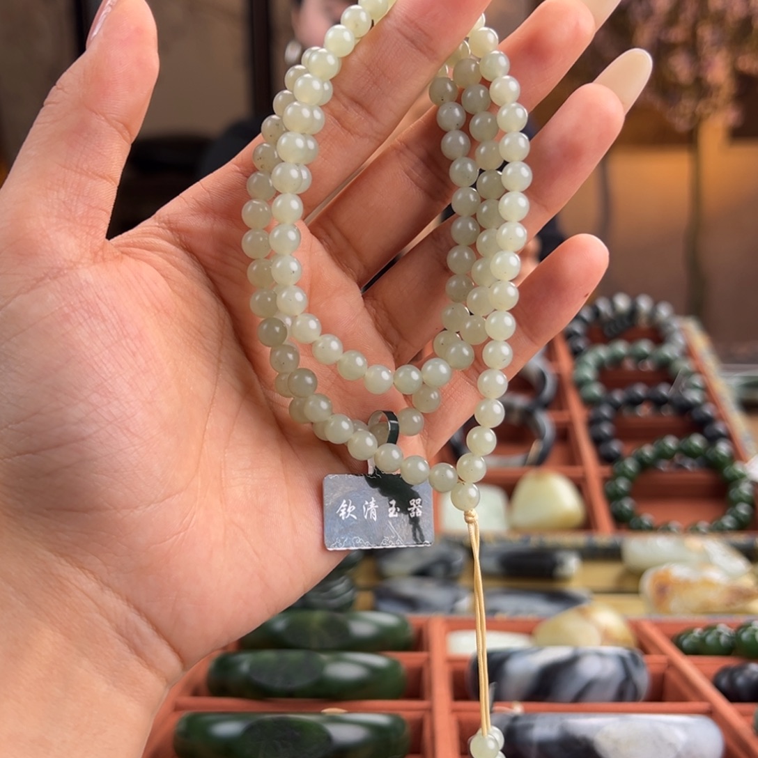 和田玉（青白玉）未镶嵌颈饰