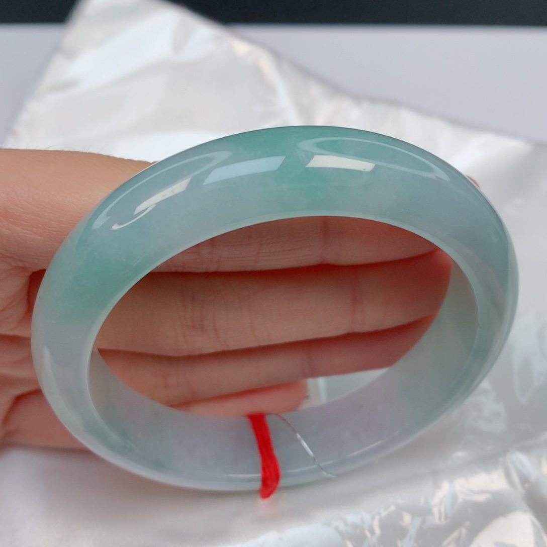 翡翠手镯未镶嵌55.5正圈