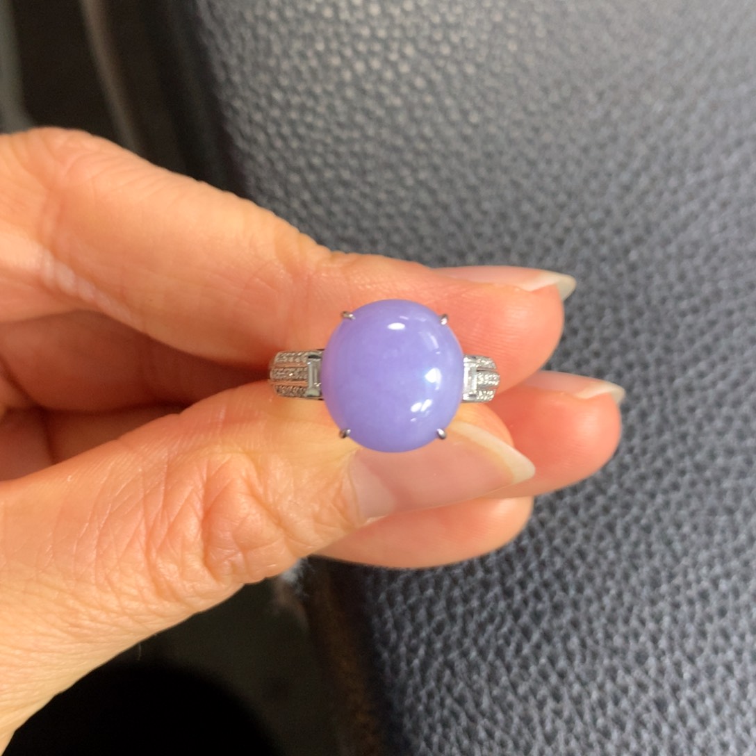 翡翠戒指18K金镶嵌翡翠