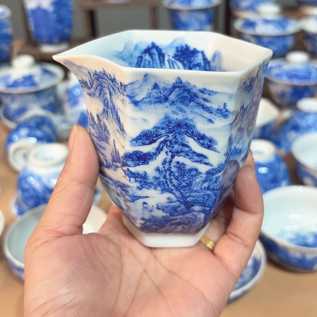 景德镇纯手绘六角公道