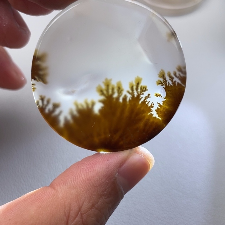 玛瑙/玉髓颈饰未镶嵌路*