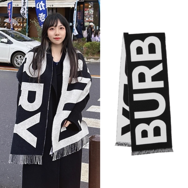 未使用 BURBERRY/博柏利 秋冬黑白双面字母羊绒绒线情侣款围巾