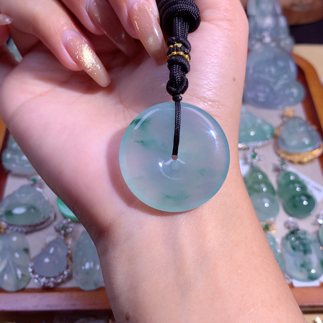 翡翠吊坠(不含链)未镶嵌32.5-6.3