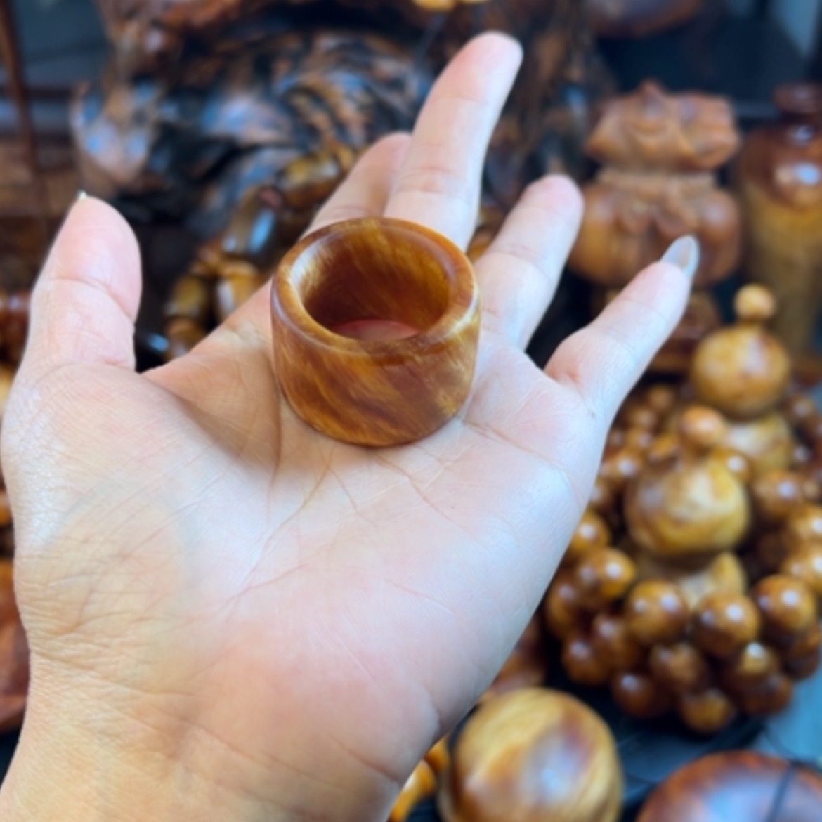 【闪购商品】松木（琥珀木）把件