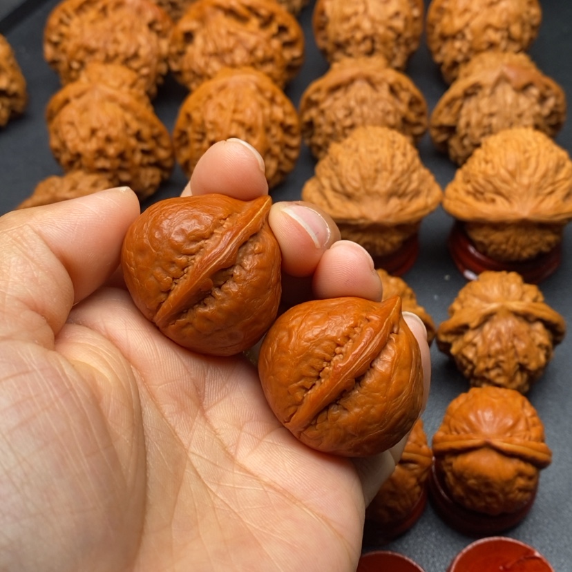 【闪购商品】文玩核桃把件貔貅