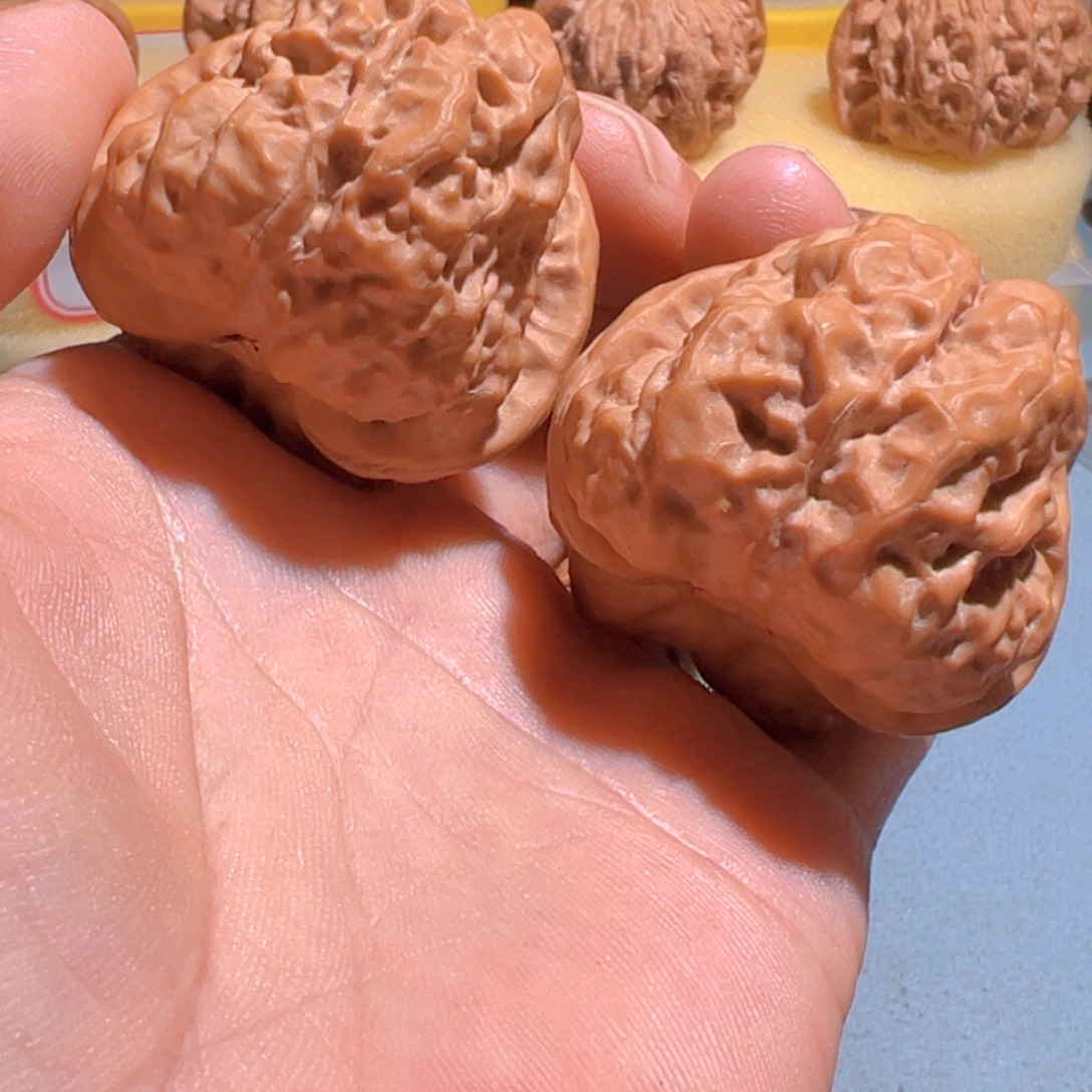 文玩核桃把件蛤蟆头40