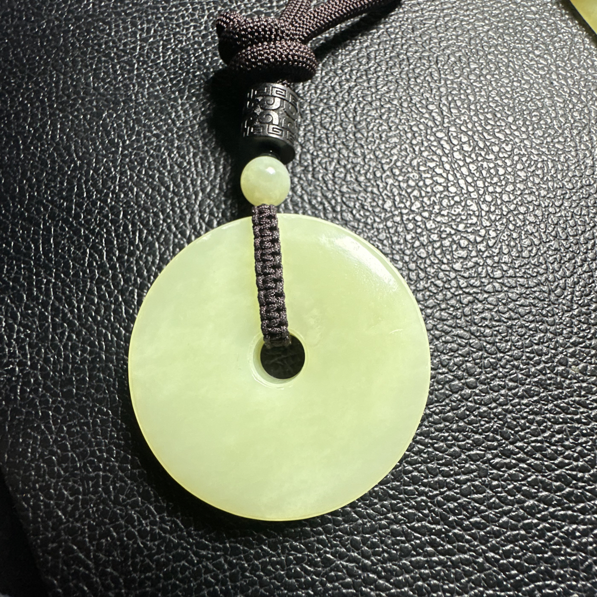 和田玉黄白老玉50直径平安扣