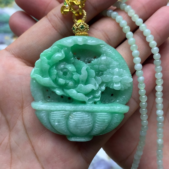 颈饰未镶嵌翡翠翡翠