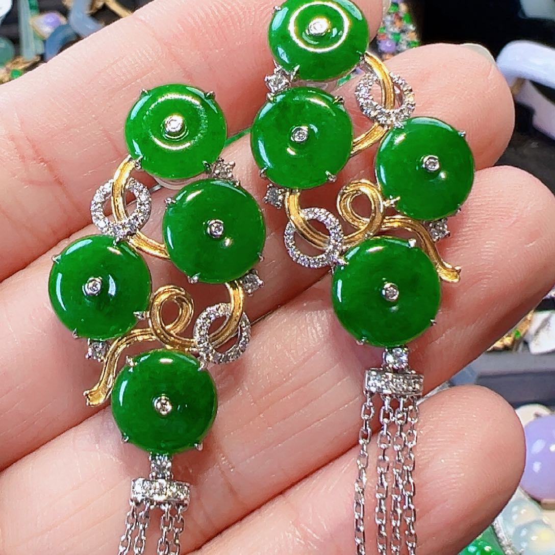 翡翠耳饰18K金镶嵌签收后24小时鉴赏期