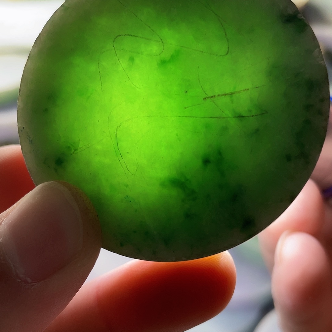 翡翠颈饰未镶嵌毛料52