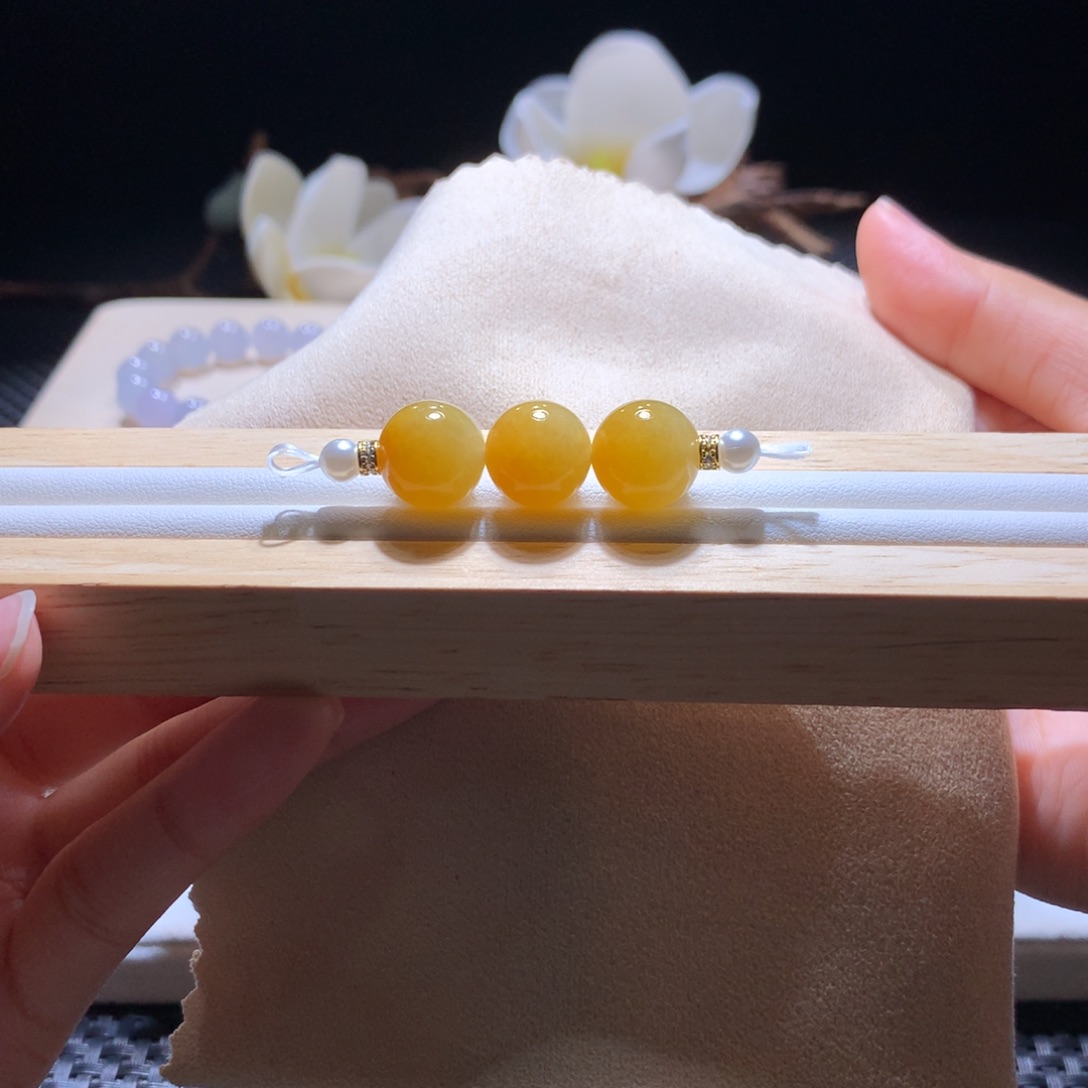 散珠翡翠天然黄翡12+发一颗