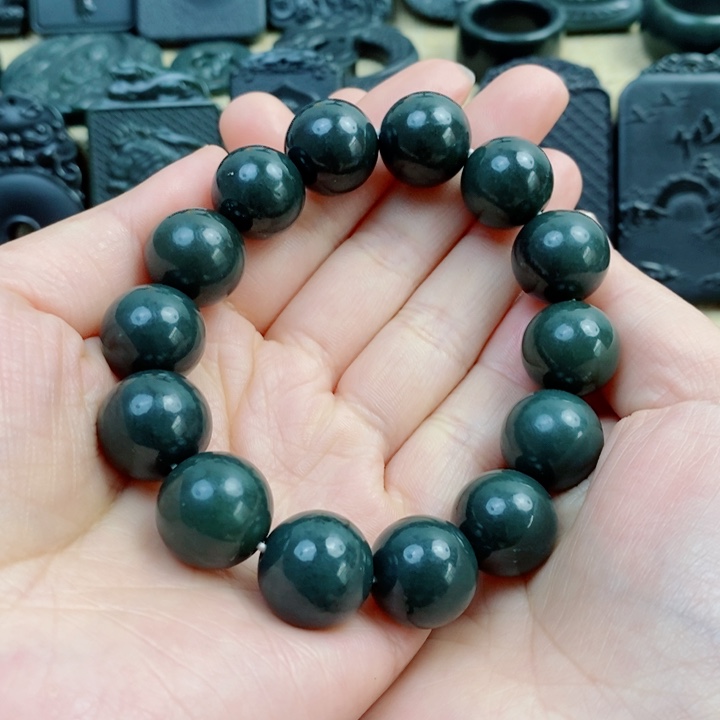 和田玉（青玉）未镶嵌颈饰