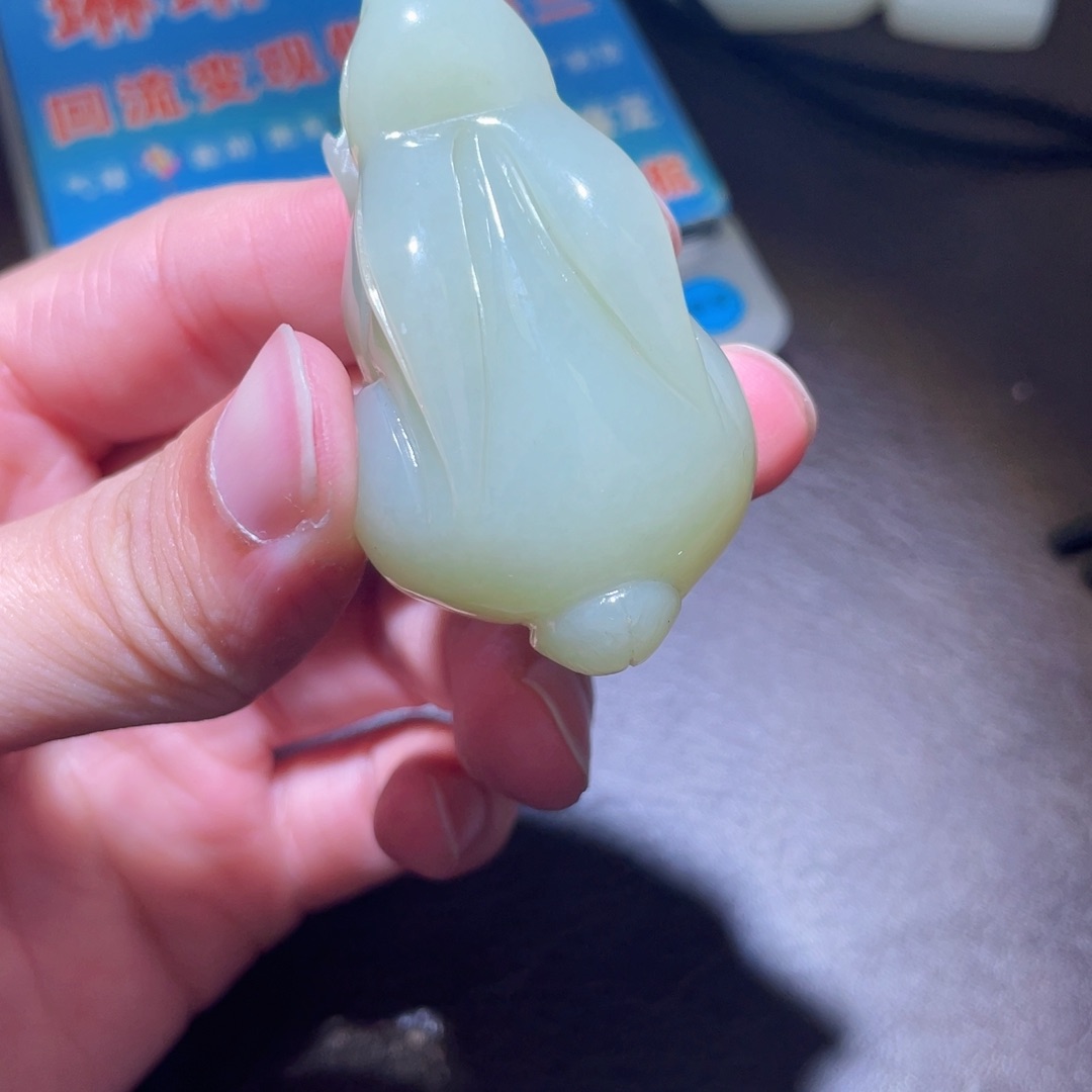 颈饰未镶嵌和田玉小**学