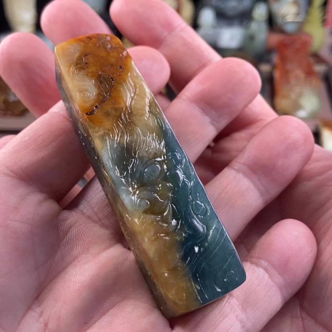 米***王岫玉未镶嵌手把件