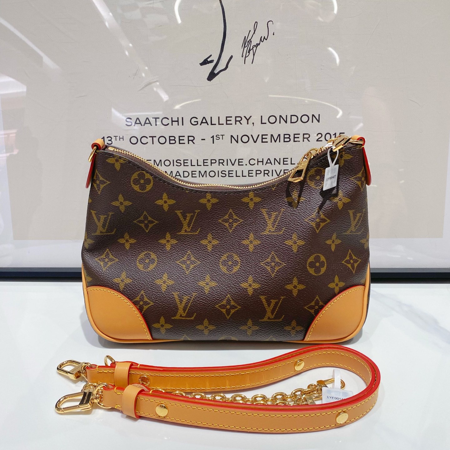 未使用 LouisVuitton/路易威登 lv 黄牛角 14077