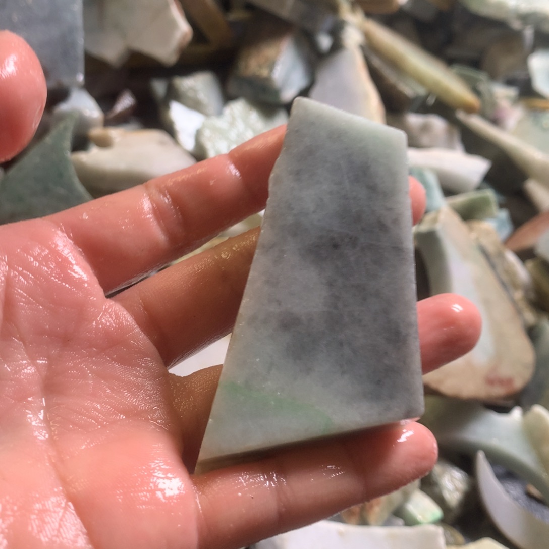 翡翠颈饰未镶嵌缅甸翡翠