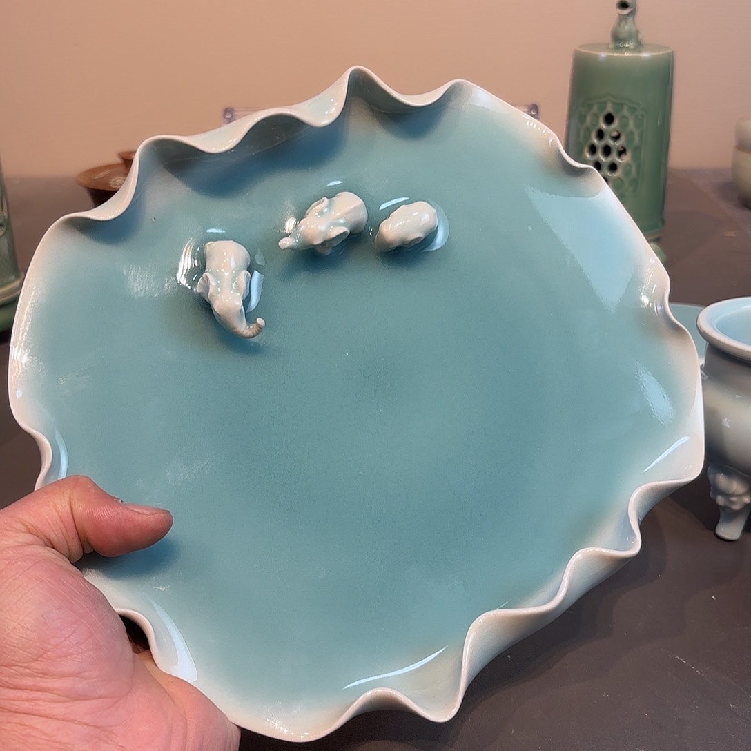 瓷片高****妈龙泉青瓷龙泉青瓷