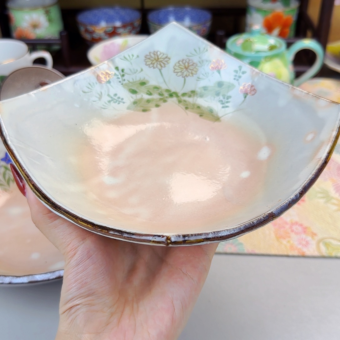 他家瓷器茶具真美！6