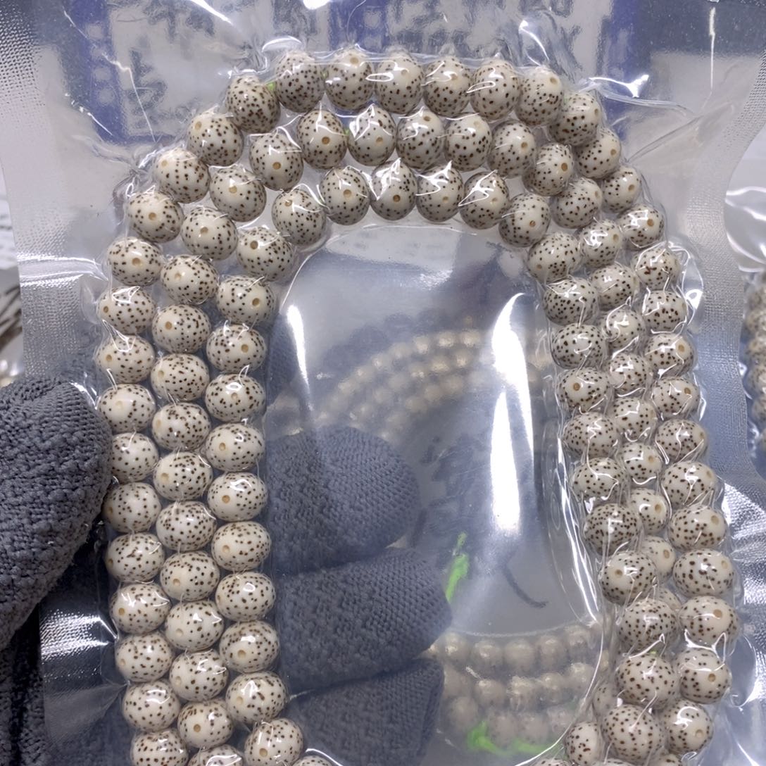 星月菩提吊坠牛***包原白