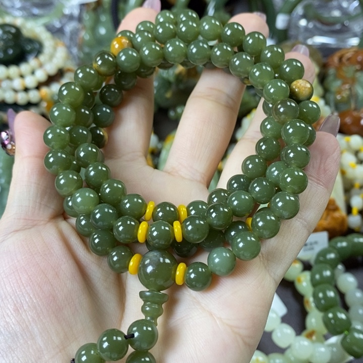 透闪石质玉108粒未镶嵌