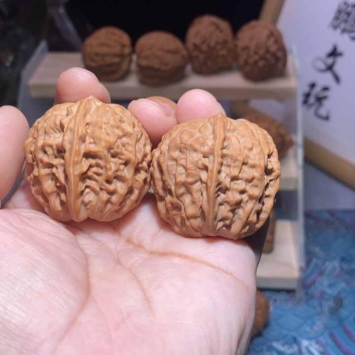 文玩核桃吊坠全品黄松峪元宝