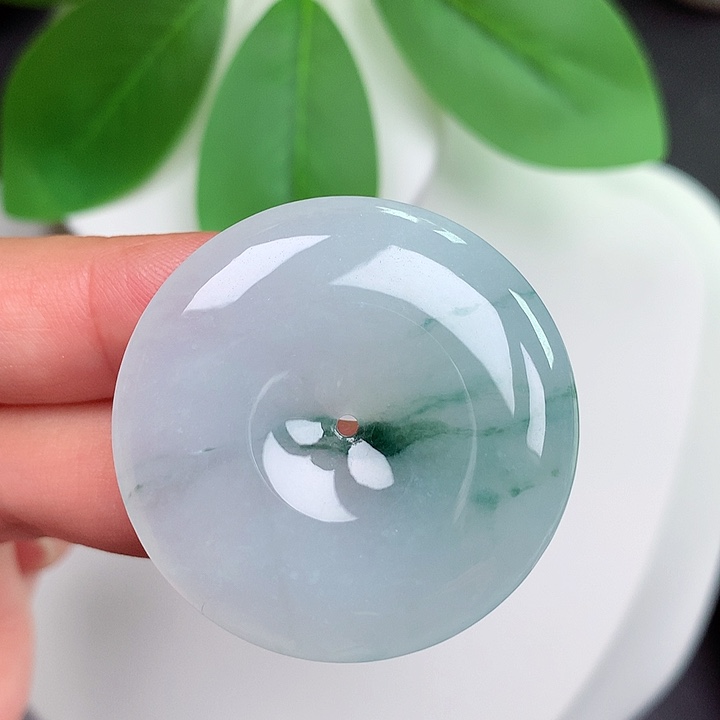 颈饰未镶嵌翡翠平安扣 35.3x6.4mm