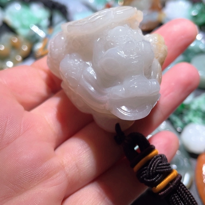 【闪购商品】翡翠颈饰未镶嵌天然翡翠