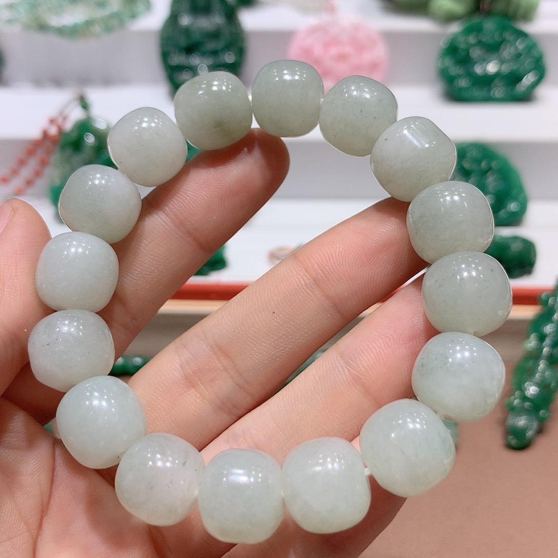 独山玉挂件未镶嵌