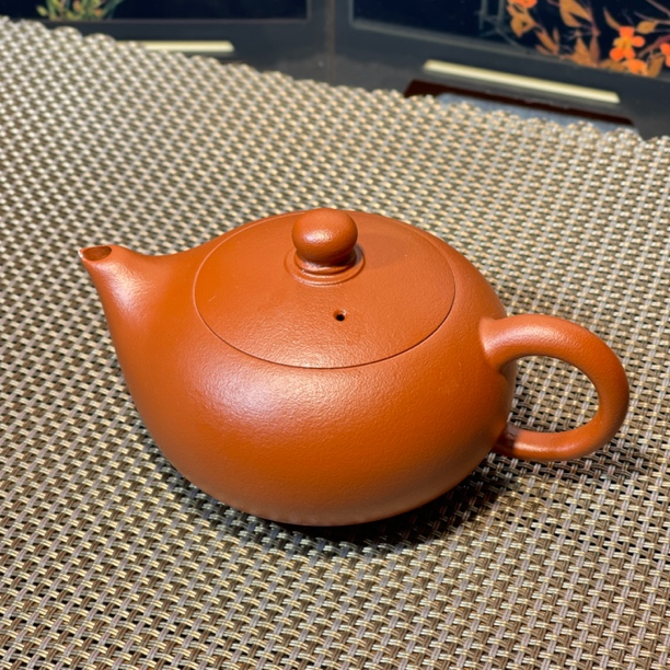 紫砂朱泥大红袍鸿运当头小容量凤雏壶-140cc 