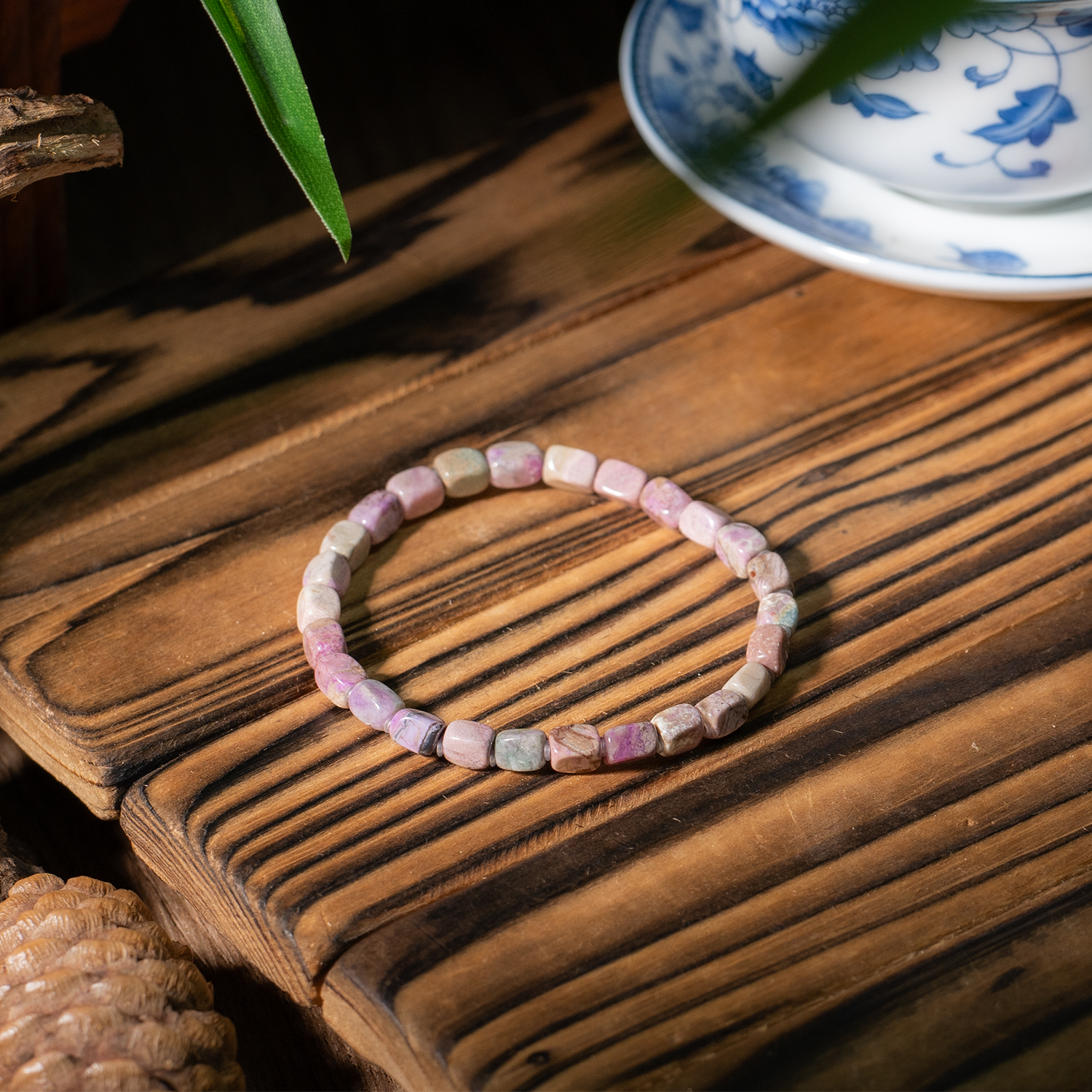 世间臻宝-夏日铃兰|舒俱来老矿樱花手串/P7685/多样性发